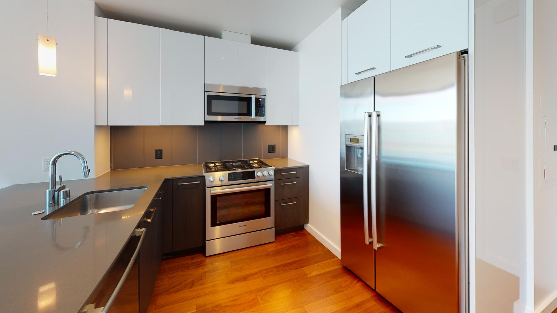 399 Fremont 1 of 5
