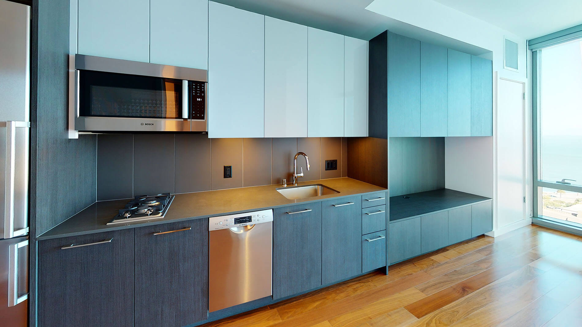 399 Fremont 2 of 5