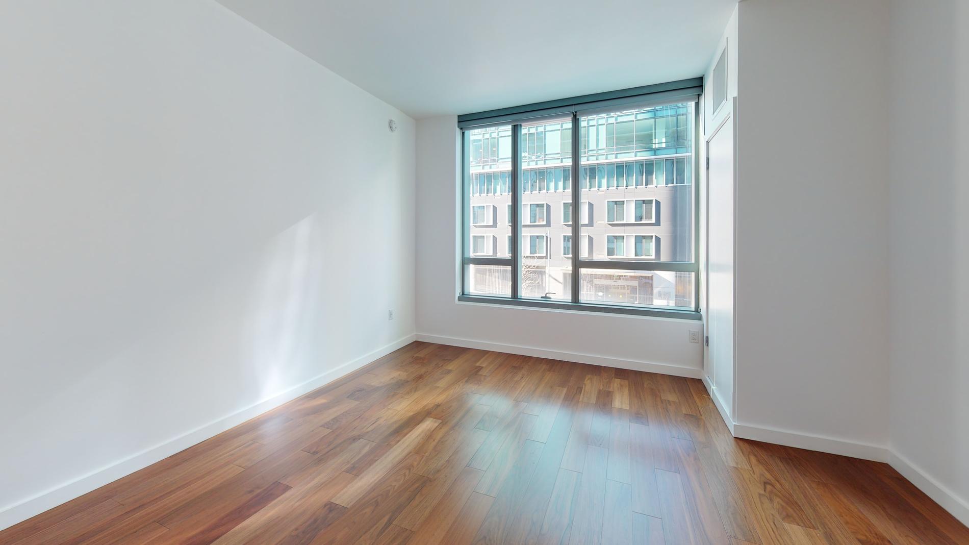 399 Fremont 2 of 5