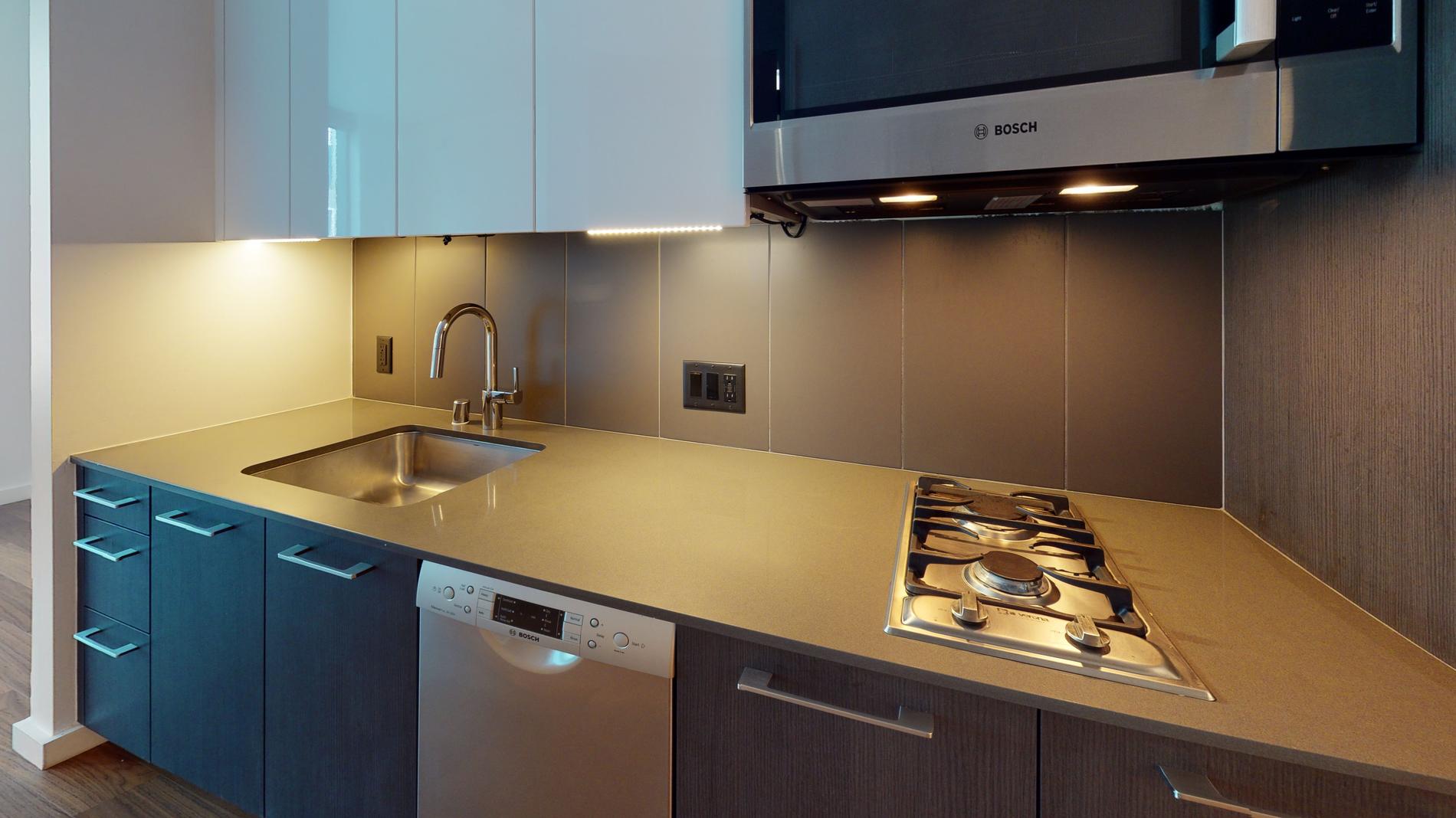 399 Fremont 1 of 5