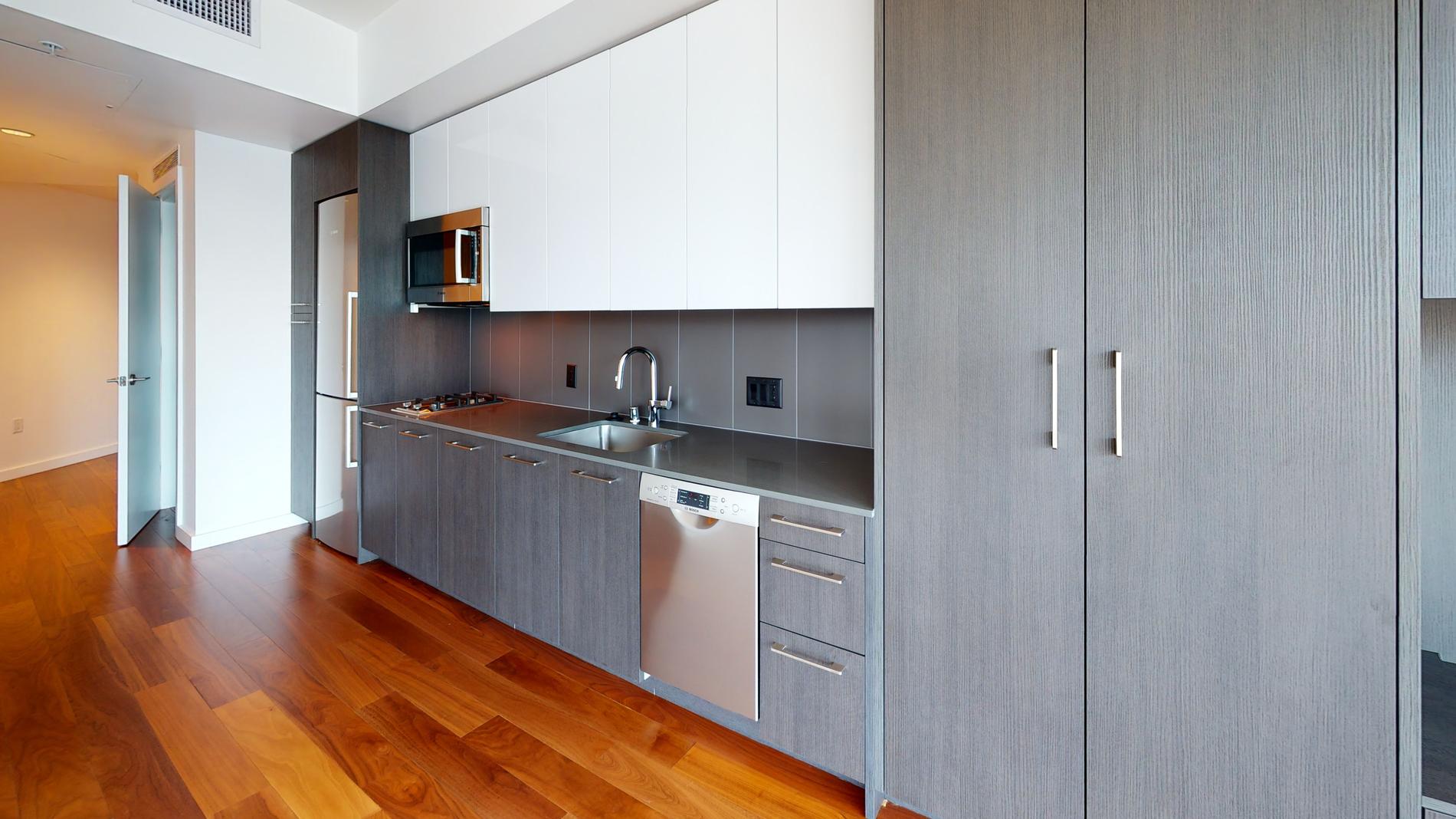399 Fremont 2 of 4