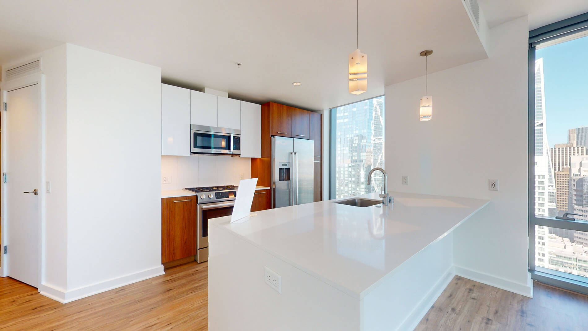 399 Fremont 1 of 5