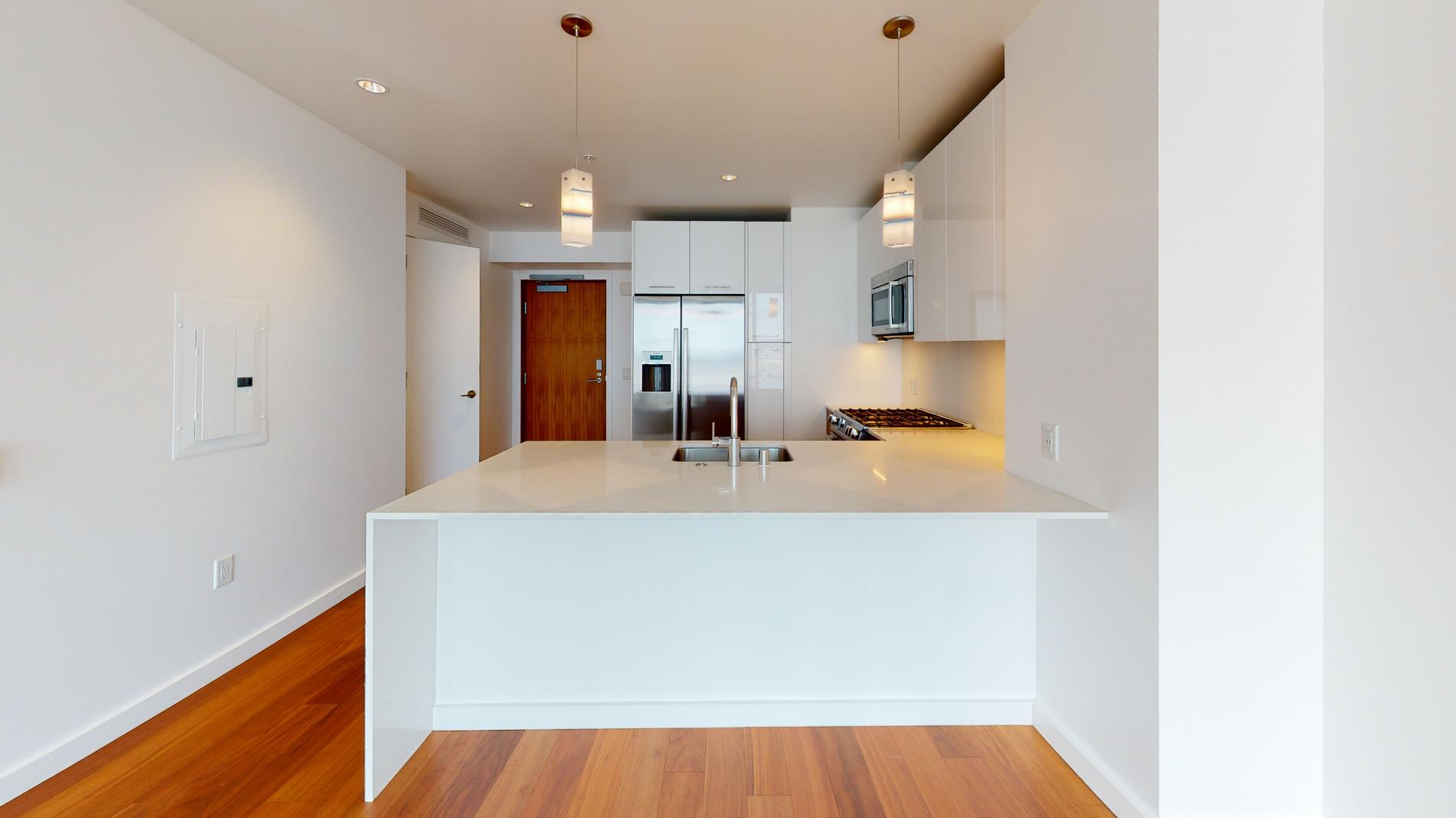 399 Fremont 1 of 5