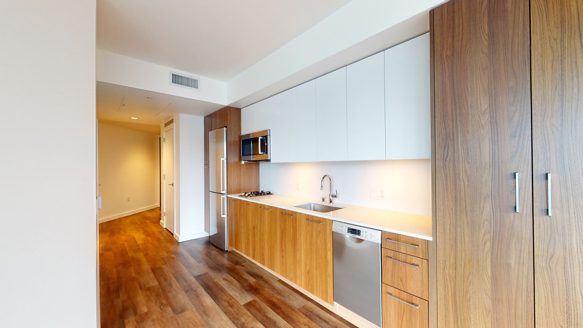 399 Fremont 1 of 4