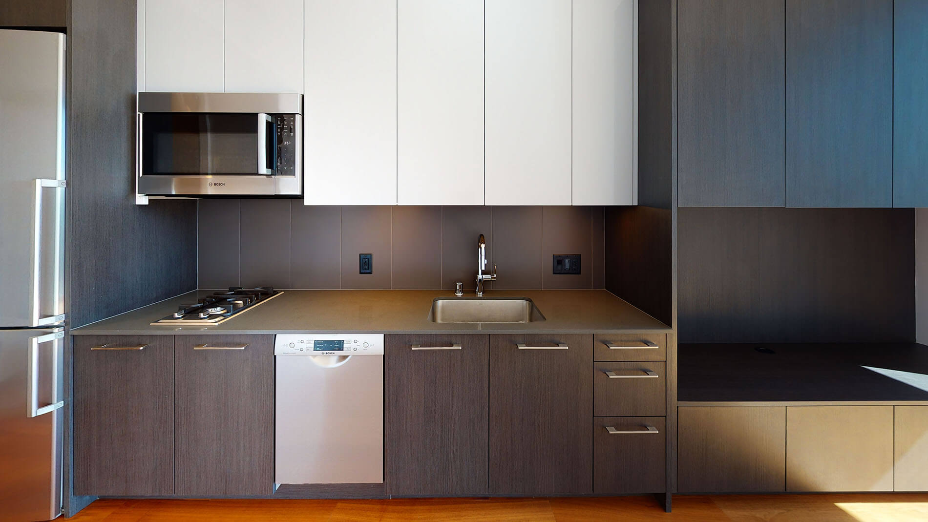 399 Fremont 1 of 4