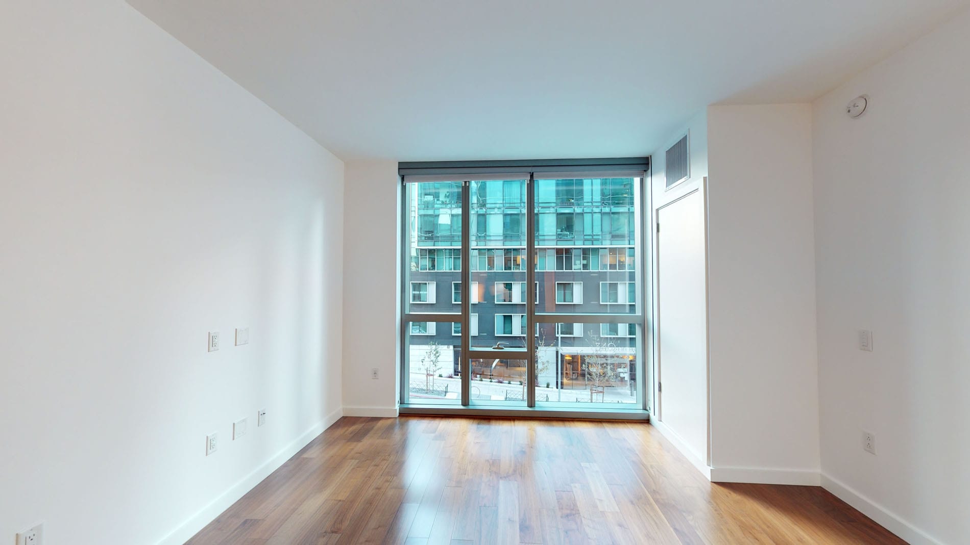 399 Fremont 2 of 5