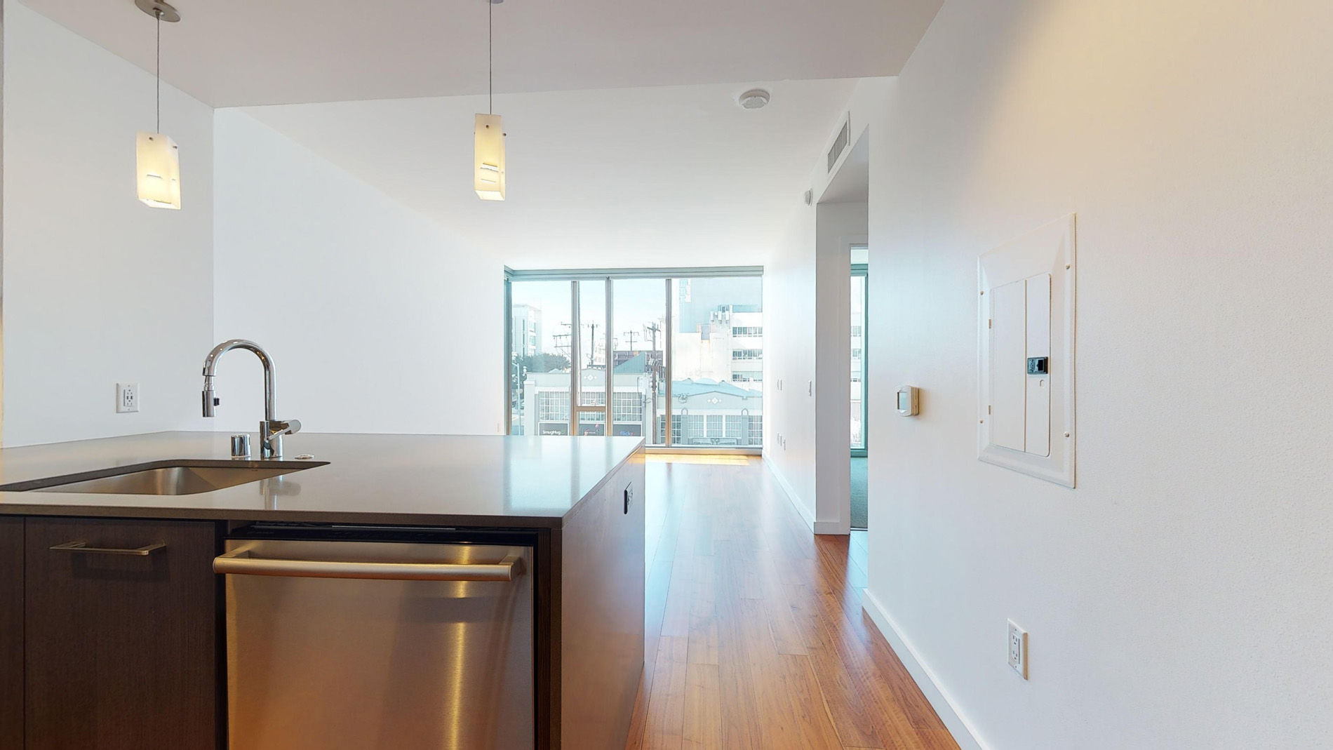 399 Fremont 1 of 5