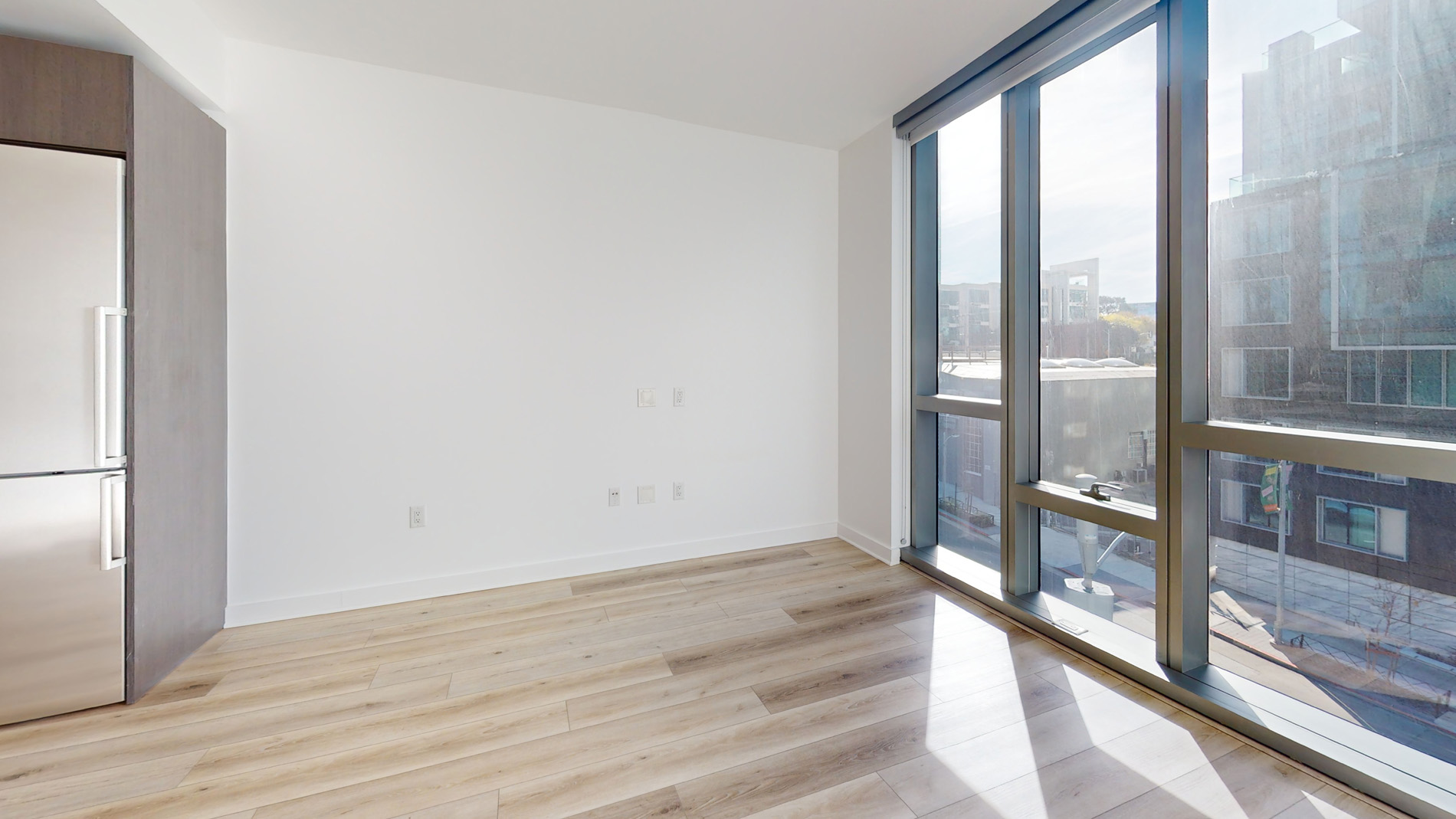 399 Fremont 2 of 5