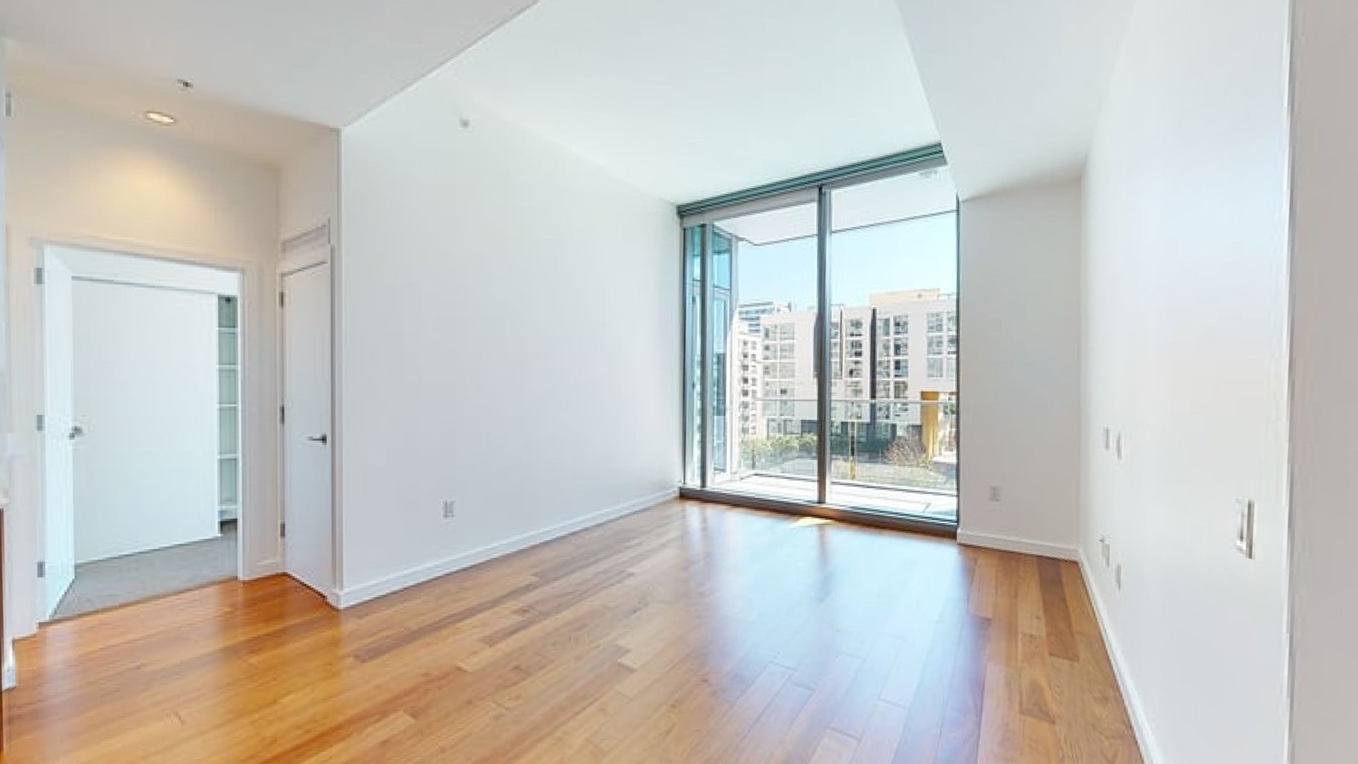 399 Fremont 2 of 5