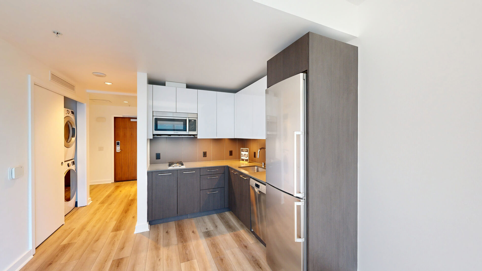 399 Fremont 1 of 5