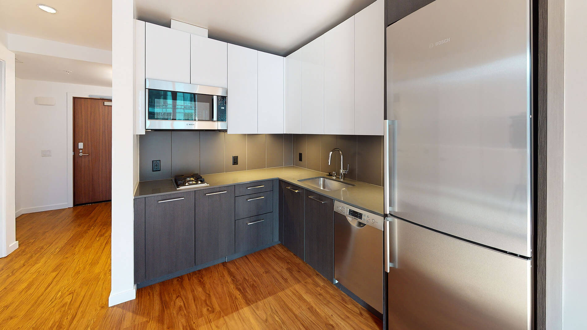 399 Fremont 1 of 5