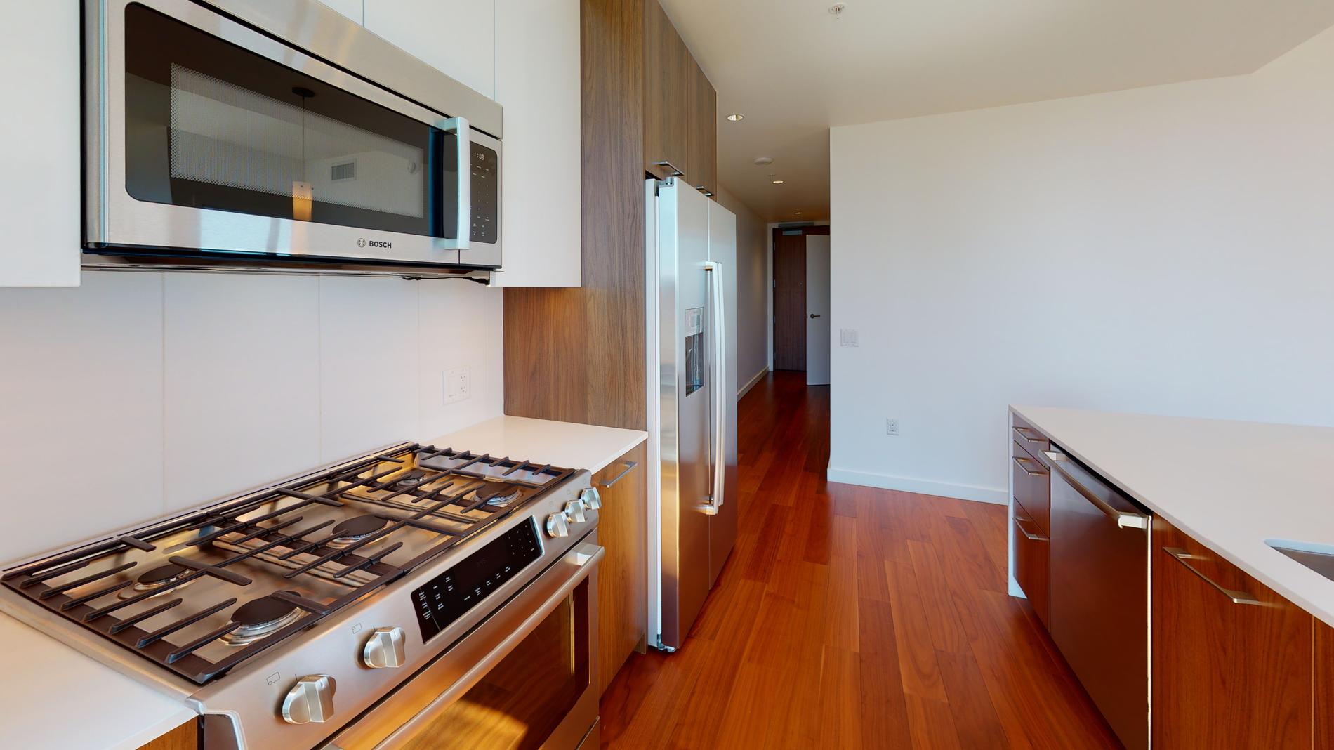 399 Fremont 1 of 5