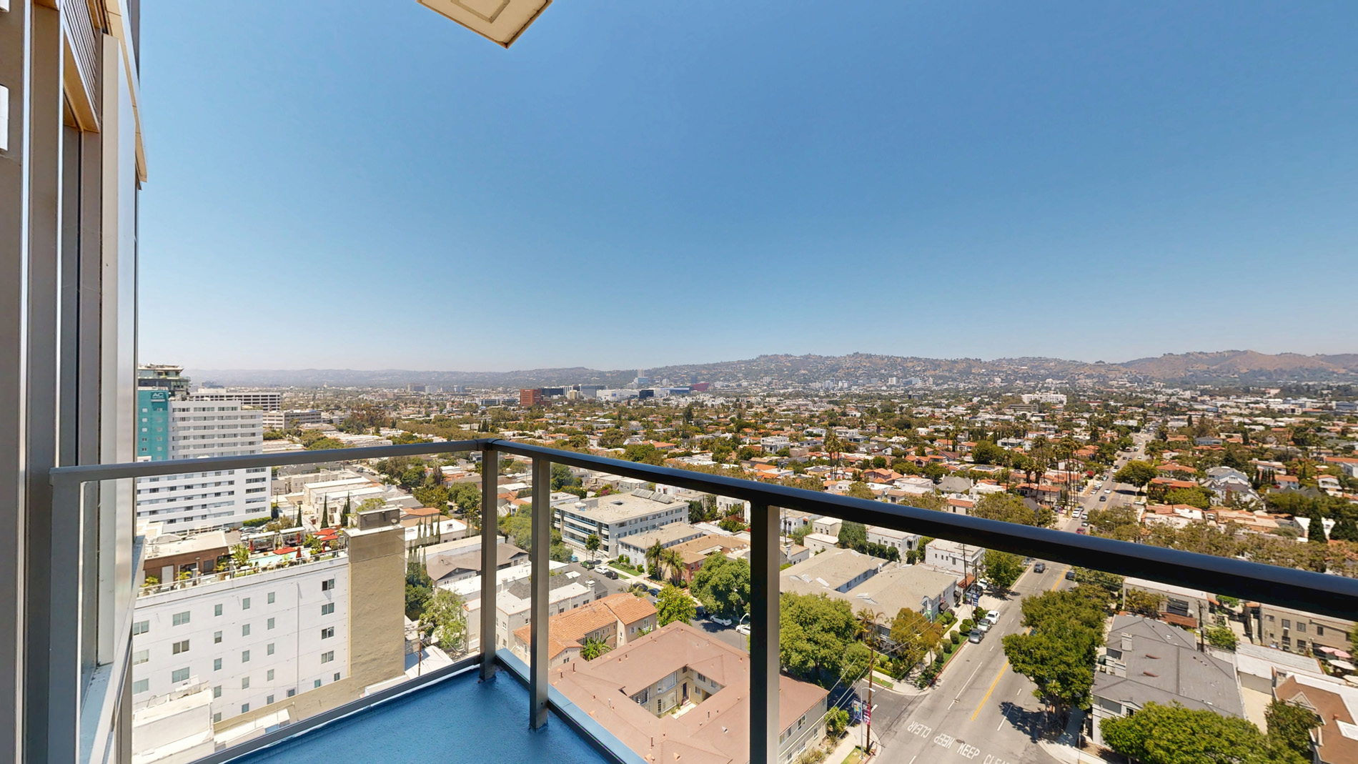 Vision on Wilshire 4 of 5