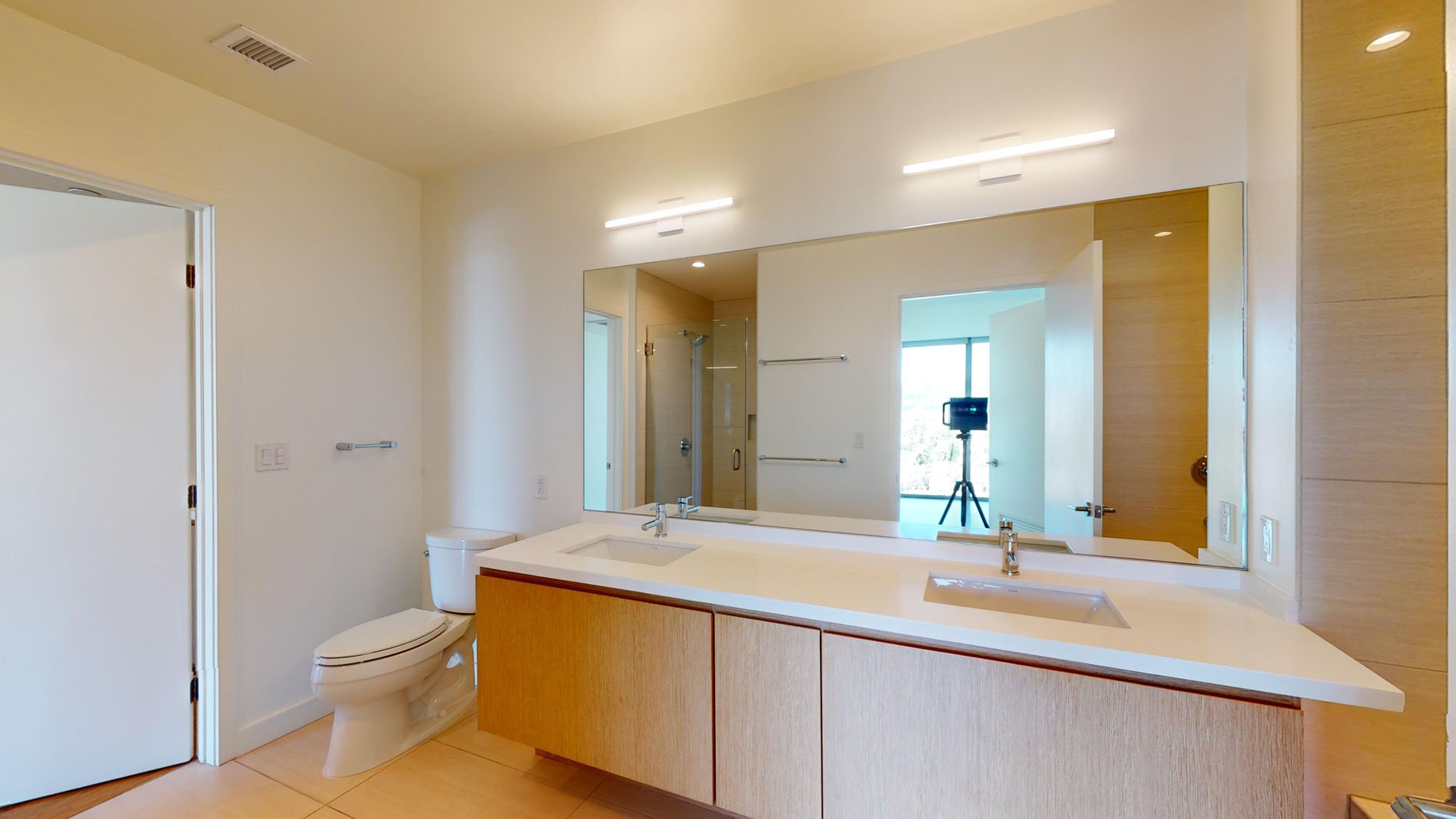 Vision on Wilshire 4 of 5