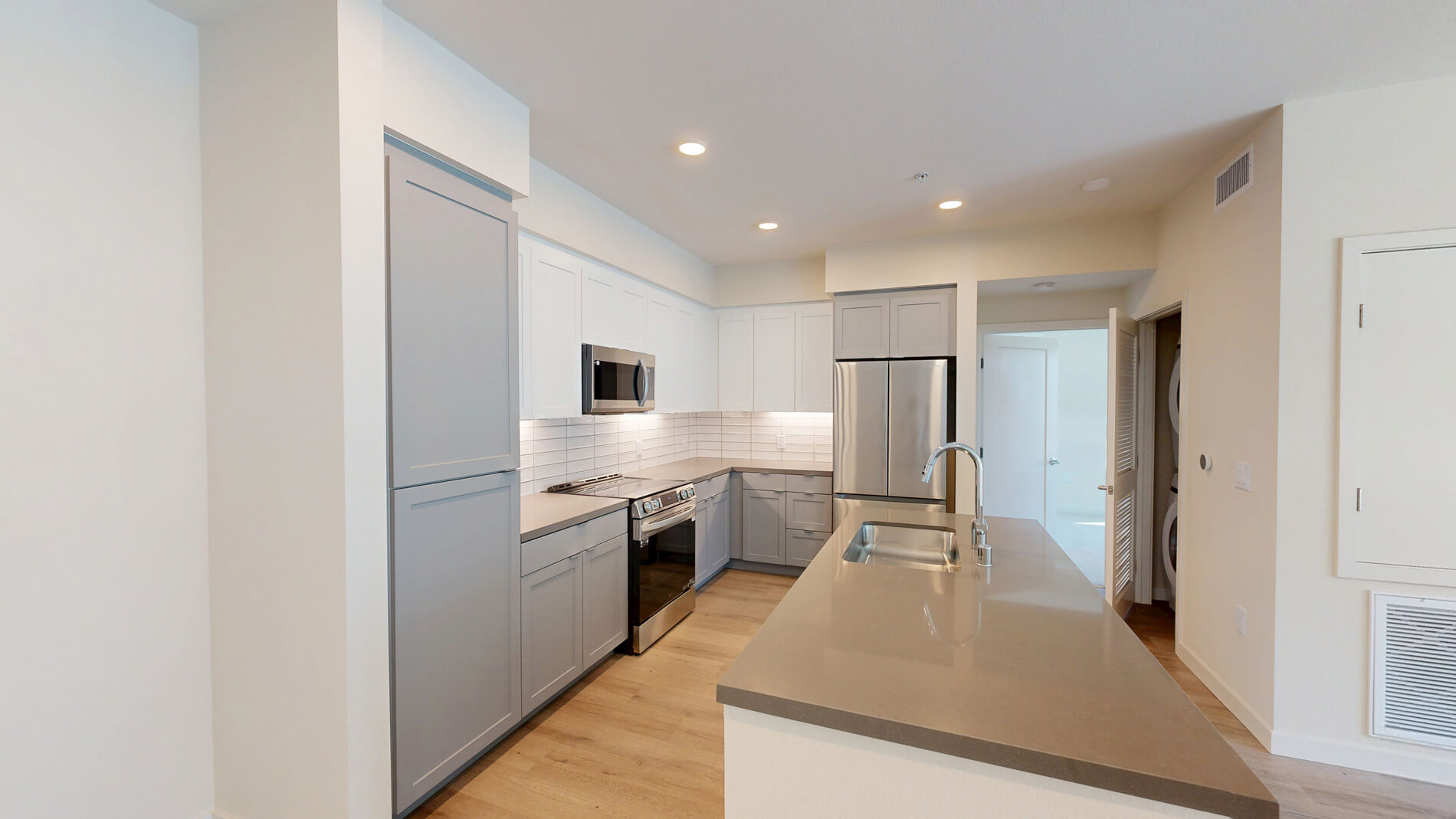 North Grove 1 of 5